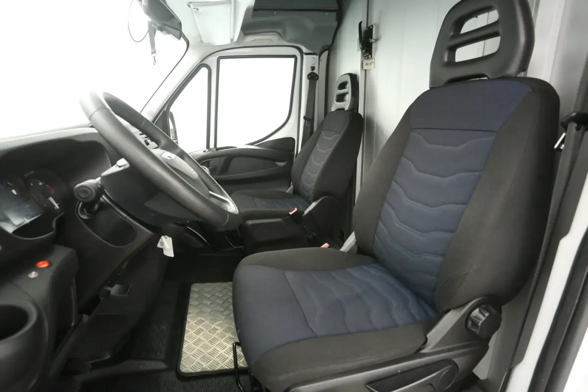 35S14 2.3 410 | Foodtruck | Verkoopwagen | Airco | Camera | Zijdeur | Eventtruck