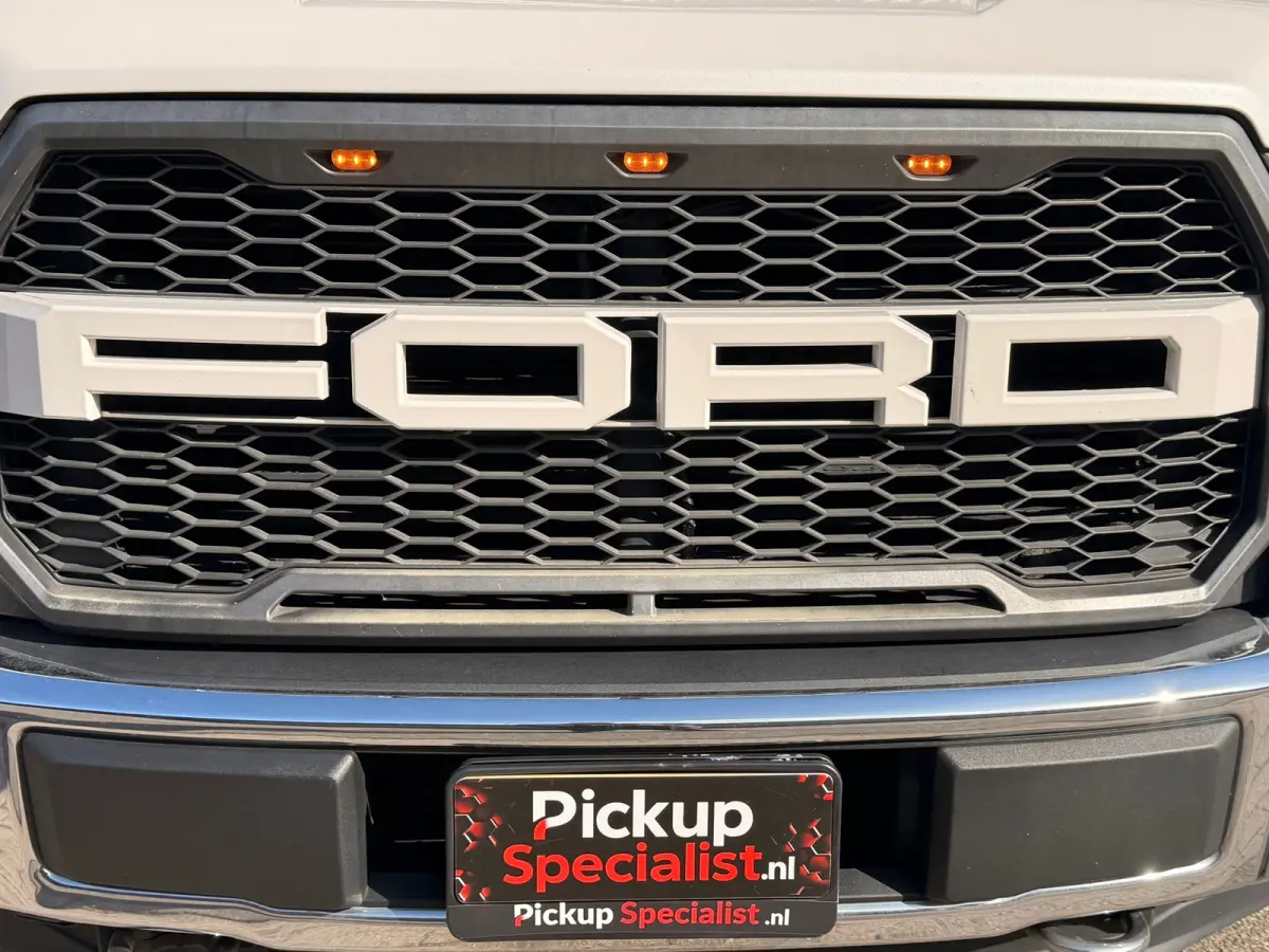 USA 3.5 V6 Ecoboost SuperCrew , PLATINUM , BOMVOLL , 200 LITER TANK , PANO , PARELMOER WIT