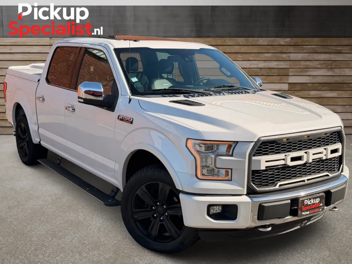 USA 3.5 V6 Ecoboost SuperCrew , PLATINUM , BOMVOLL , 200 LITER TANK , PANO , PARELMOER WIT