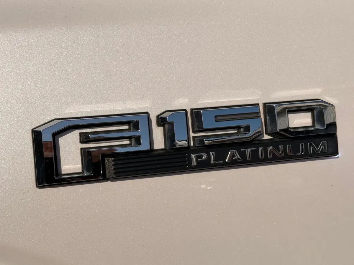 USA 3.5 V6 Ecoboost SuperCrew , PLATINUM , BOMVOLL , 200 LITER TANK , PANO , PARELMOER WIT