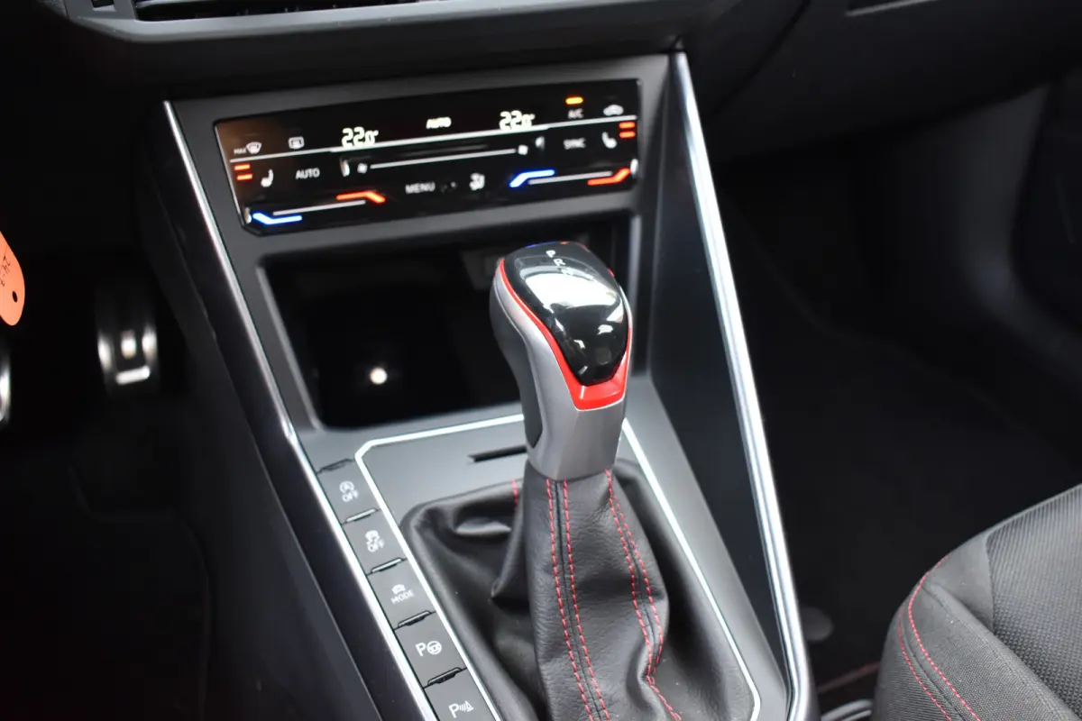2.0 TSI GTI TSI 210PK DSG GTI-SPORT IQ-LIGHT/PDC/CARPLAY