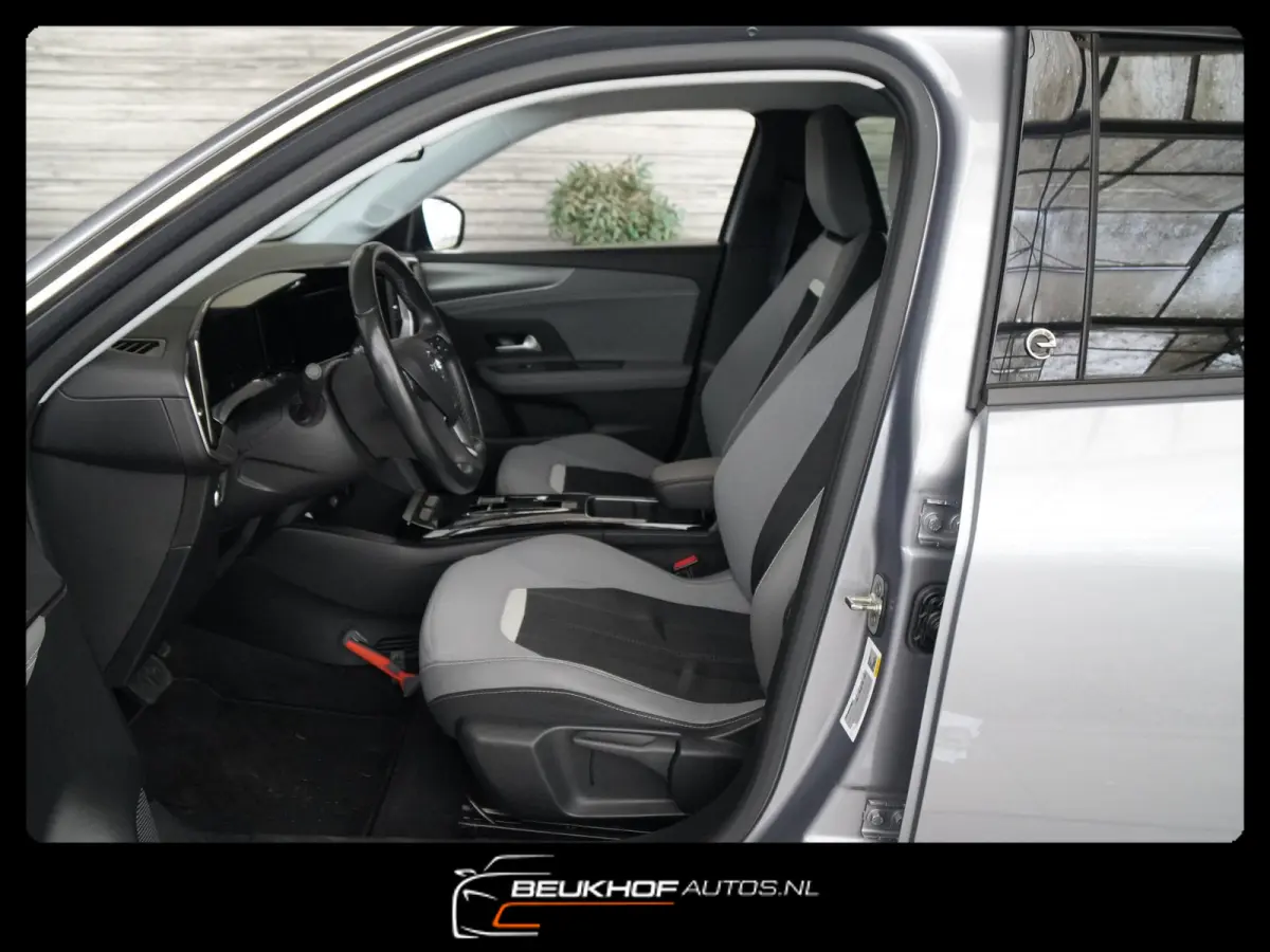 Business Elegance 50-kWh Carplay Cruis Soh91.6%