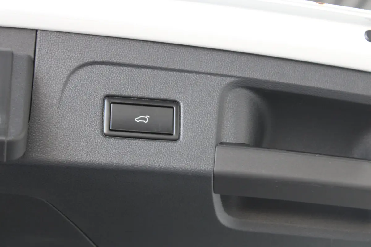 1.4 TSI Highline Business R 7p | 7-persoons | Velours bekleding | Adaptieve cruise control | Stoelverwarming | Masage |