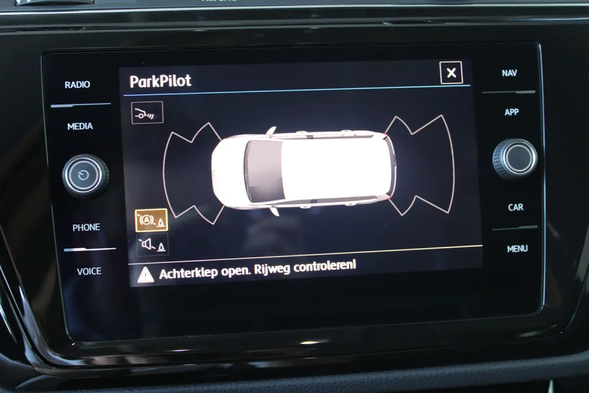 1.4 TSI Highline Business R 7p | 7-persoons | Velours bekleding | Adaptieve cruise control | Stoelverwarming | Masage |