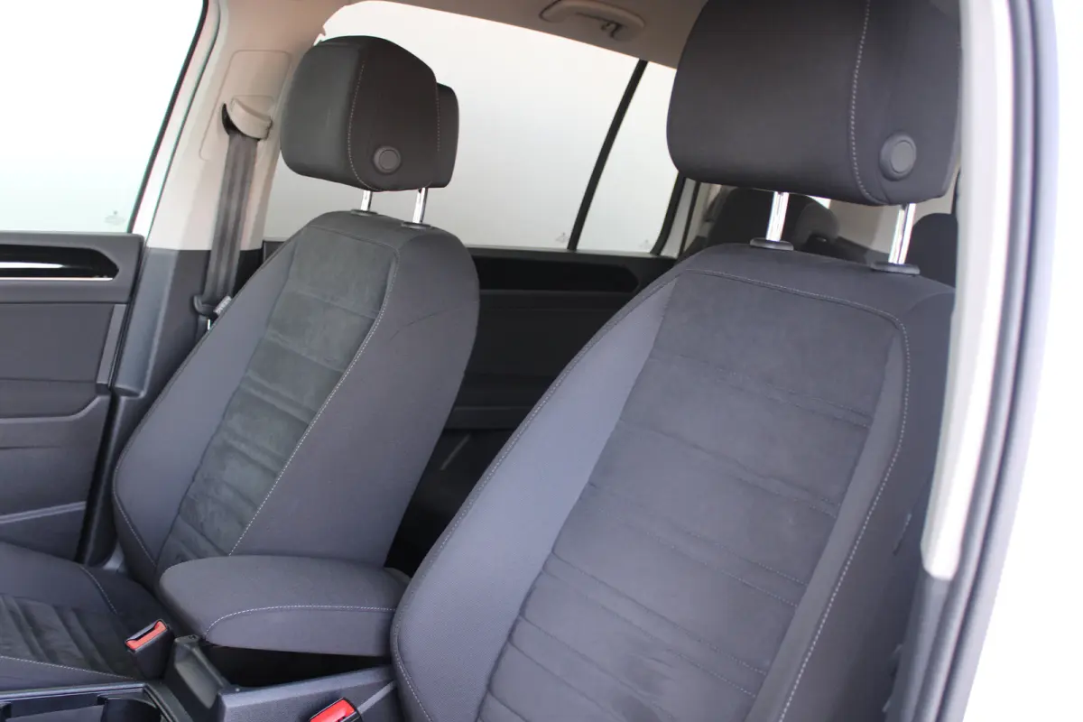 1.4 TSI Highline Business R 7p | 7-persoons | Velours bekleding | Adaptieve cruise control | Stoelverwarming | Masage |