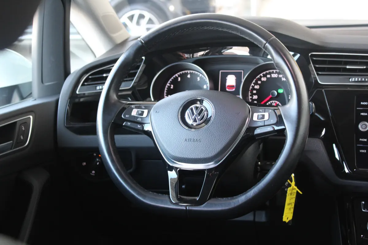 1.4 TSI Highline Business R 7p | 7-persoons | Velours bekleding | Adaptieve cruise control | Stoelverwarming | Masage |