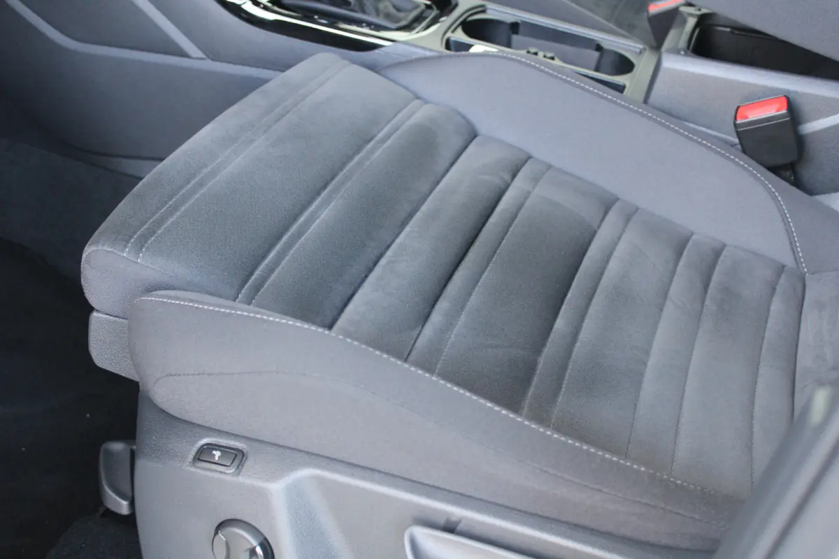 1.4 TSI Highline Business R 7p | 7-persoons | Velours bekleding | Adaptieve cruise control | Stoelverwarming | Masage |
