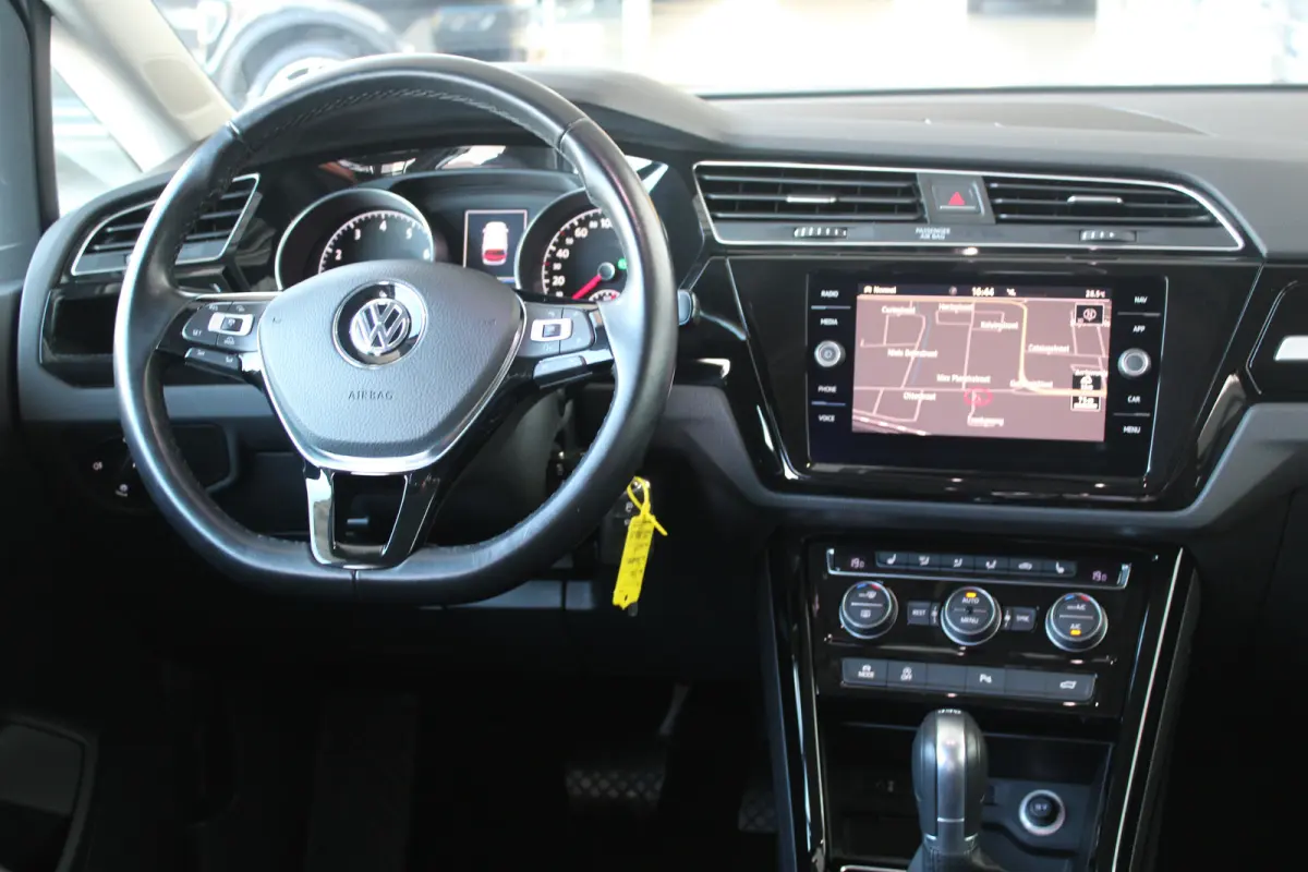 1.4 TSI Highline Business R 7p | 7-persoons | Velours bekleding | Adaptieve cruise control | Stoelverwarming | Masage |