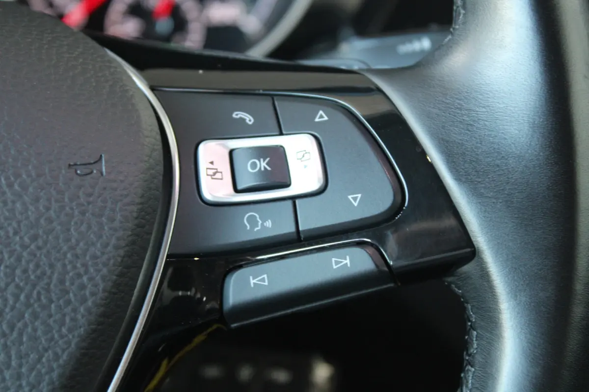 1.4 TSI Highline Business R 7p | 7-persoons | Velours bekleding | Adaptieve cruise control | Stoelverwarming | Masage |