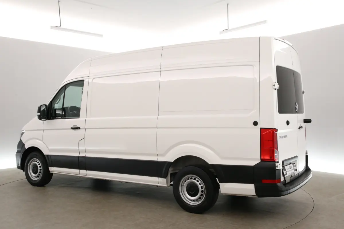 2.0 TDI L3H3 140PK | Airco | Cruise | Parkeersens. | 3 Zits