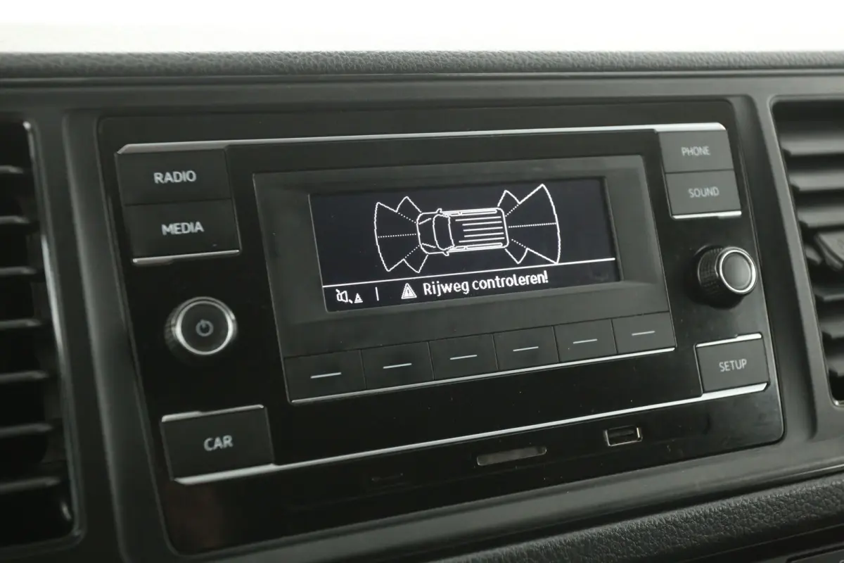 2.0 TDI L3H3 140PK | Airco | Cruise | Parkeersens. | 3 Zits