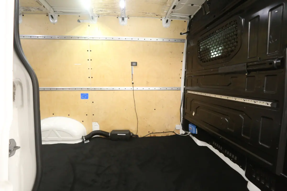 2.0 TDI L3H3 140PK | Airco | Cruise | Parkeersens. | 3 Zits