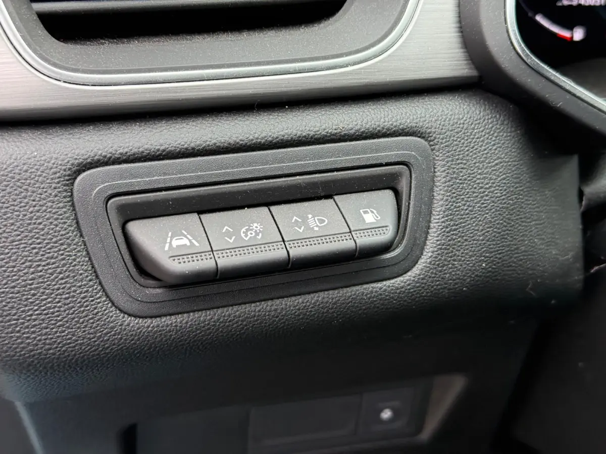 E-Tech Plug-in Hybrid 160 Intens | Adapt. Cruise | Groot Navi | Parkeercamera |