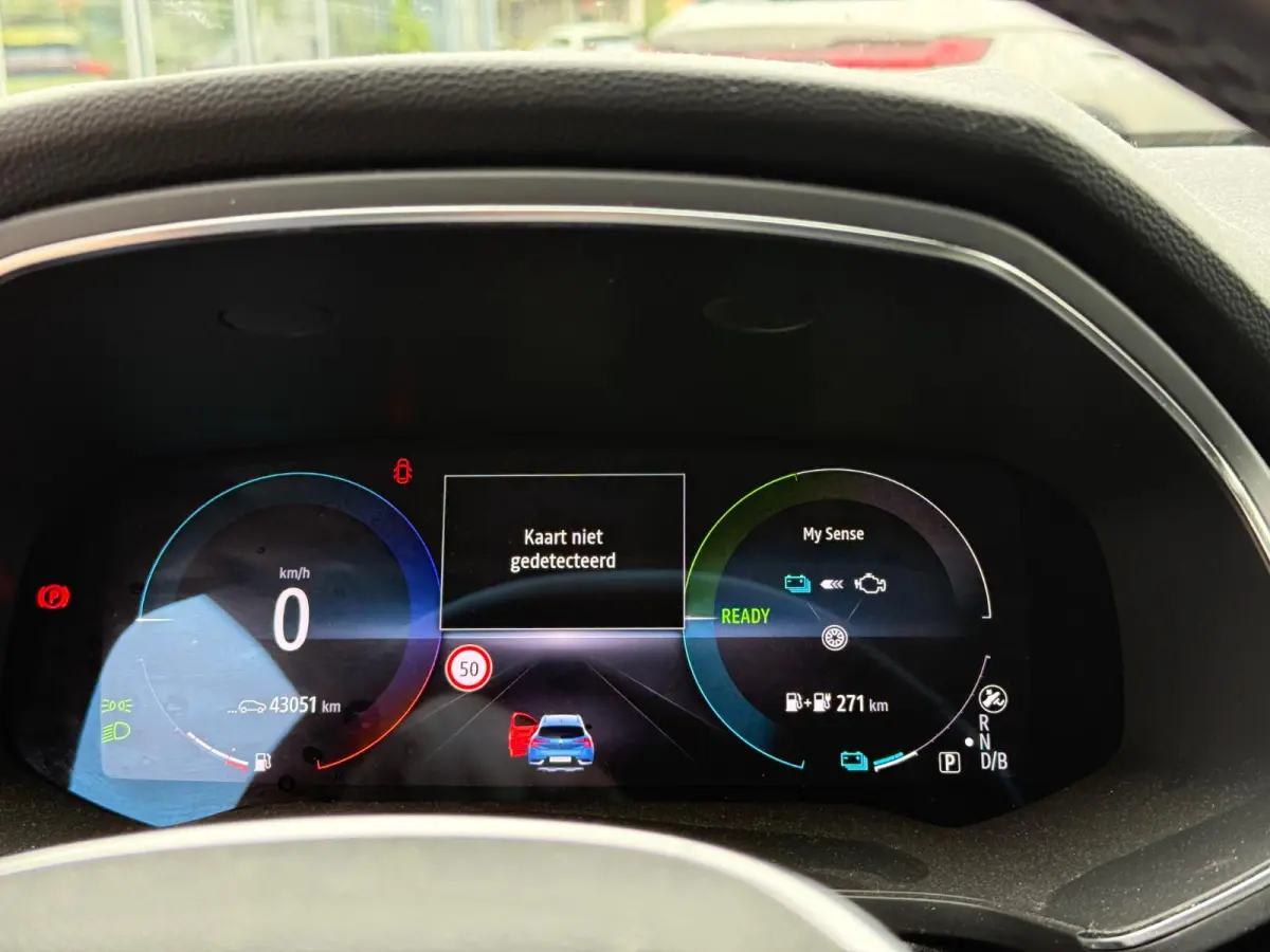E-Tech Plug-in Hybrid 160 Intens | Adapt. Cruise | Groot Navi | Parkeercamera |