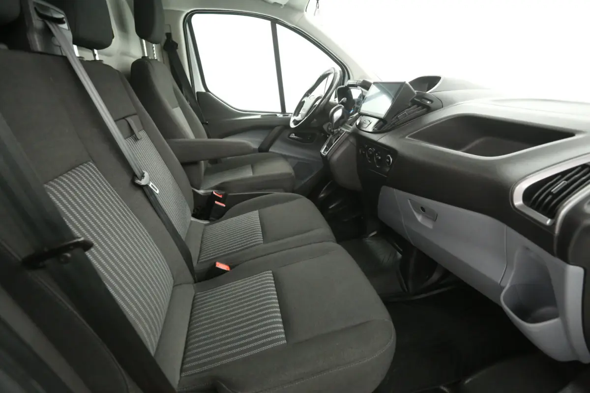 2.0 TDCI L2H1 | Automaat | Airco | Cruise | Camera | 3 Zits | Trekhaak | 2xSchuifdeur