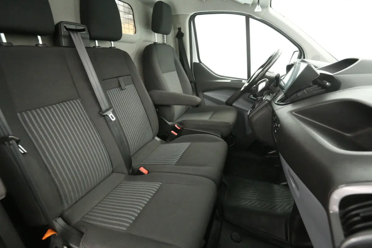 2.0 TDCI L2H1 | Automaat | Airco | Cruise | Camera | 3 Zits | Trekhaak | 2xSchuifdeur