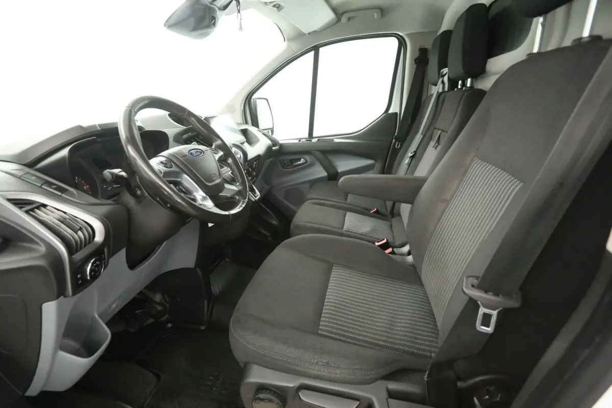 2.0 TDCI L2H1 | Automaat | Airco | Cruise | Camera | 3 Zits | Trekhaak | 2xSchuifdeur