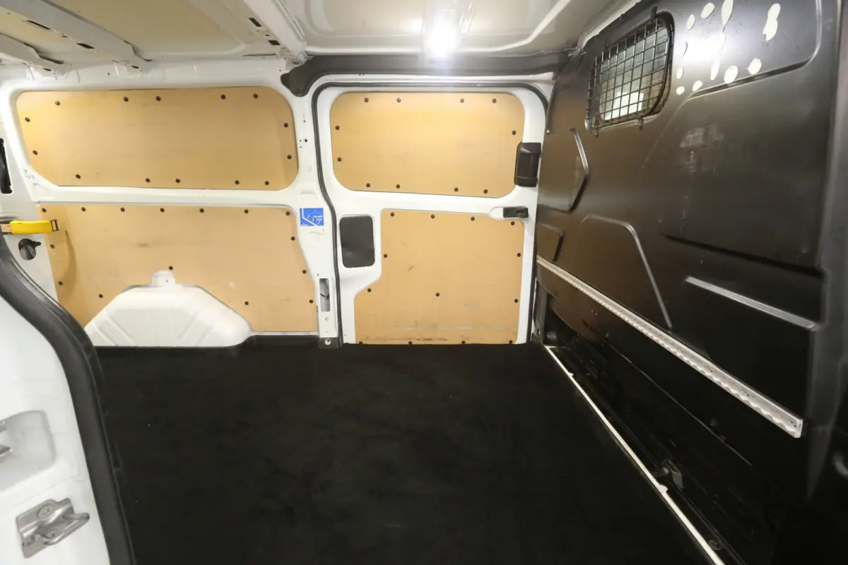 2.0 TDCI L2H1 | Automaat | Airco | Cruise | Camera | 3 Zits | Trekhaak | 2xSchuifdeur