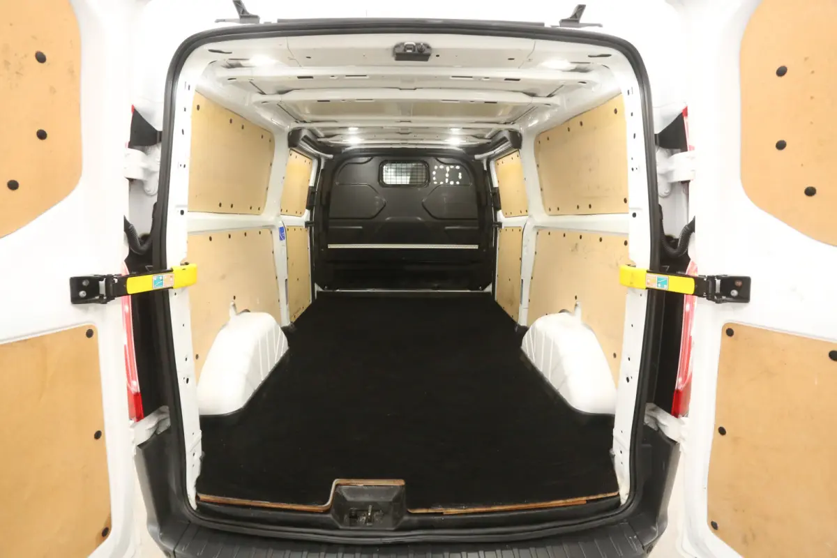 2.0 TDCI L2H1 | Automaat | Airco | Cruise | Camera | 3 Zits | Trekhaak | 2xSchuifdeur