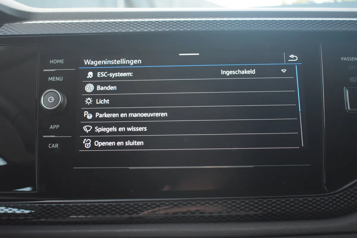Life Edition | 'App-Connect' smartphone integratie | Buitenspiegels elektrisch instel- verwarm- en inklapbaar