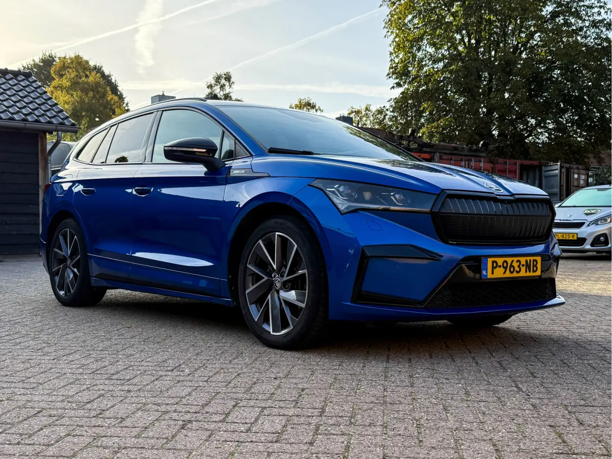 60 Sportline - Cruise, Stoelverw., Achteruitrijcamera, 1e eigenaar, Stuurverw ! !