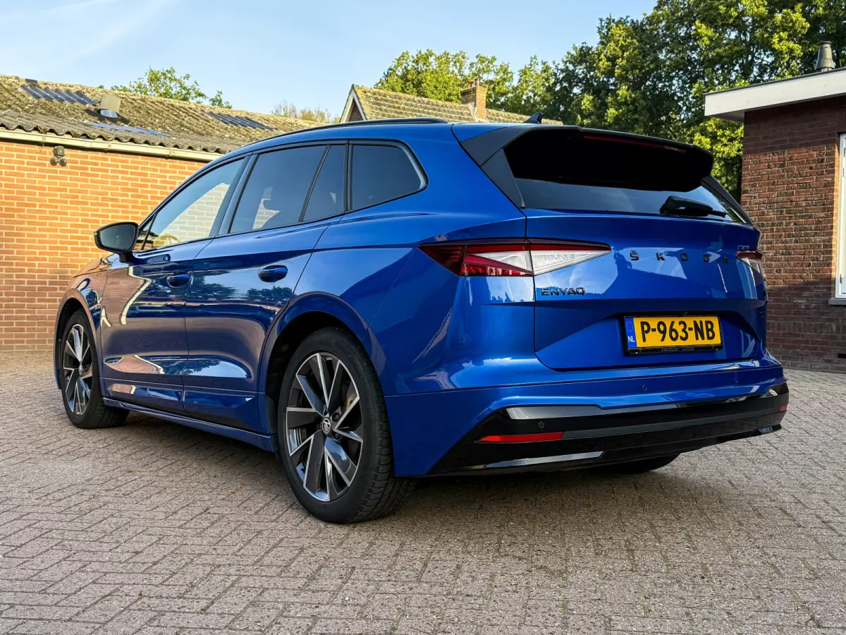60 Sportline - Cruise, Stoelverw., Achteruitrijcamera, 1e eigenaar, Stuurverw ! !