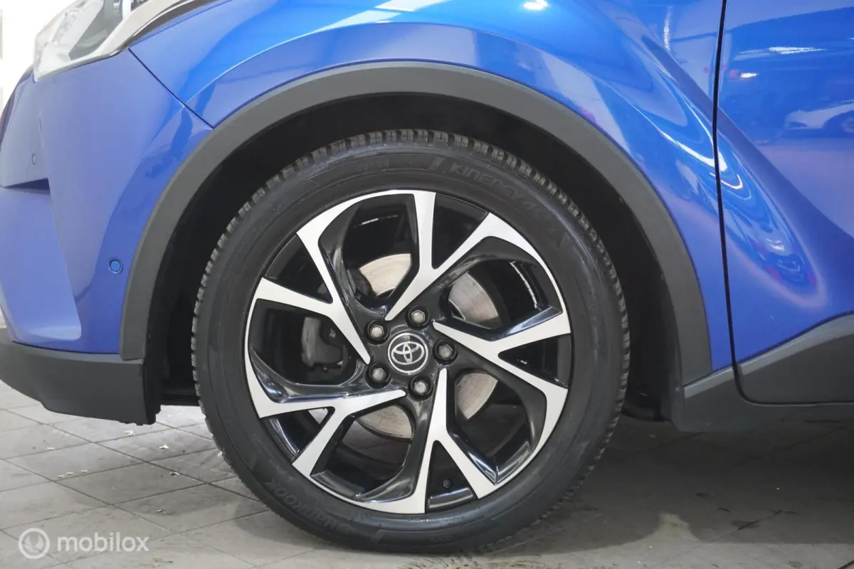 1.8 Hybrid Executive Ultimate