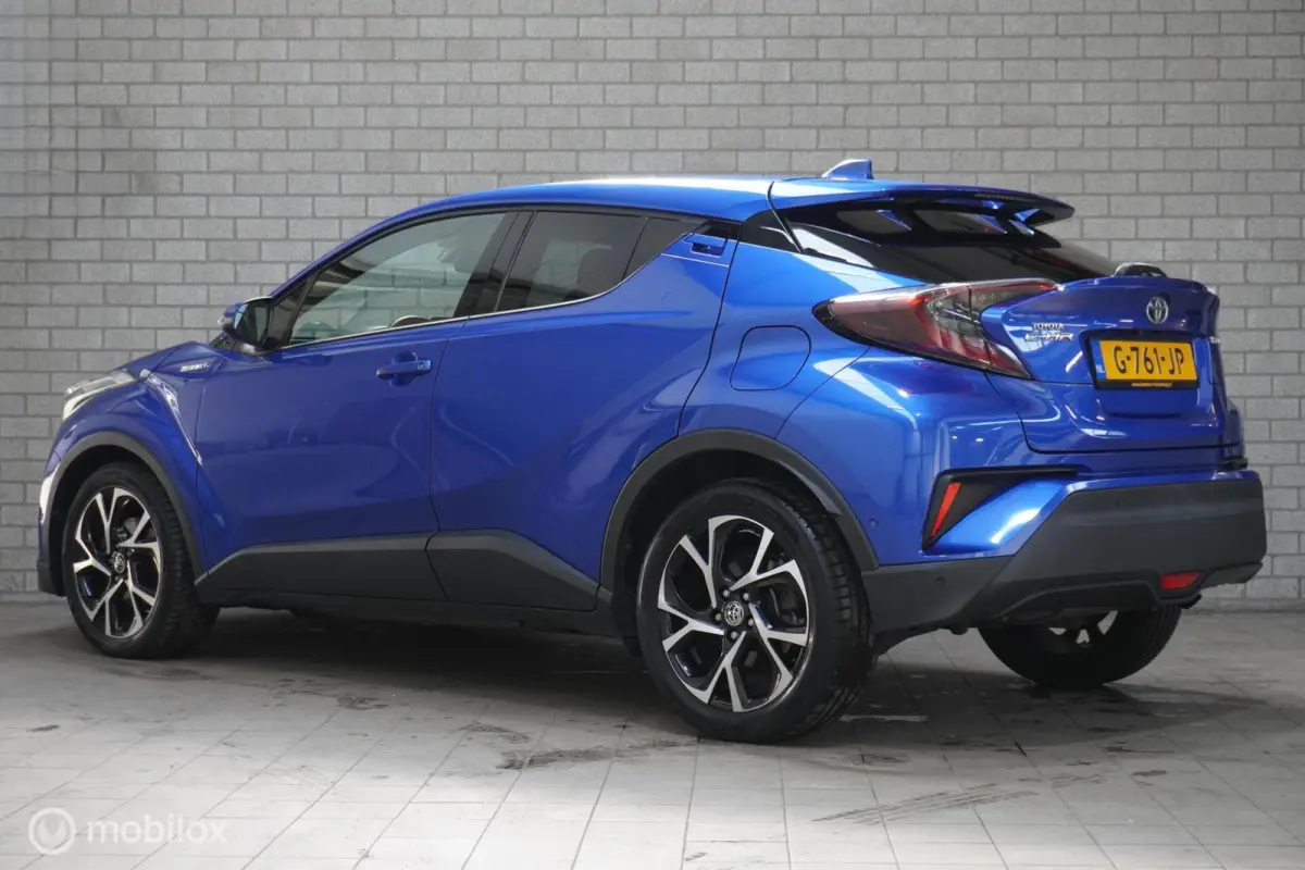 1.8 Hybrid Executive Ultimate
