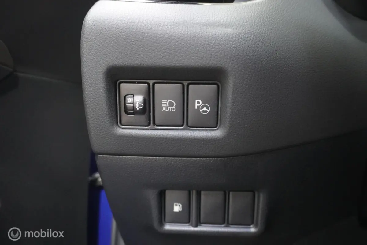 1.8 Hybrid Executive Ultimate