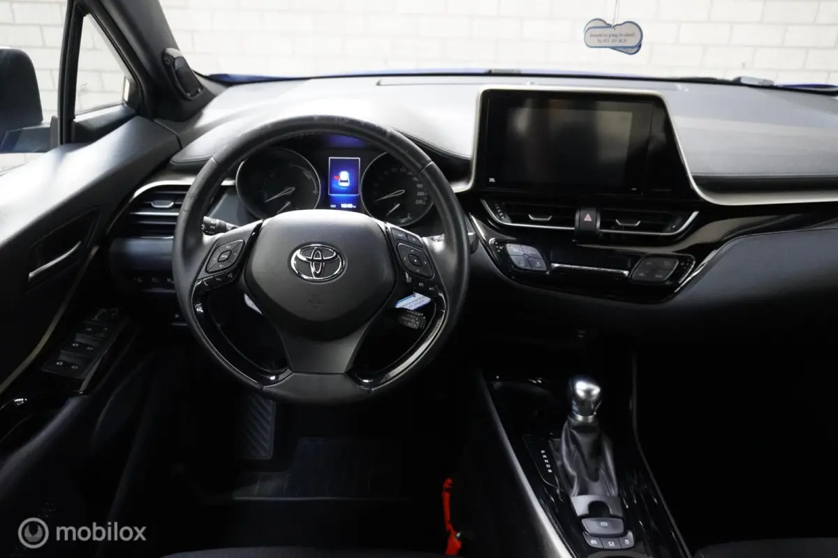 1.8 Hybrid Executive Ultimate