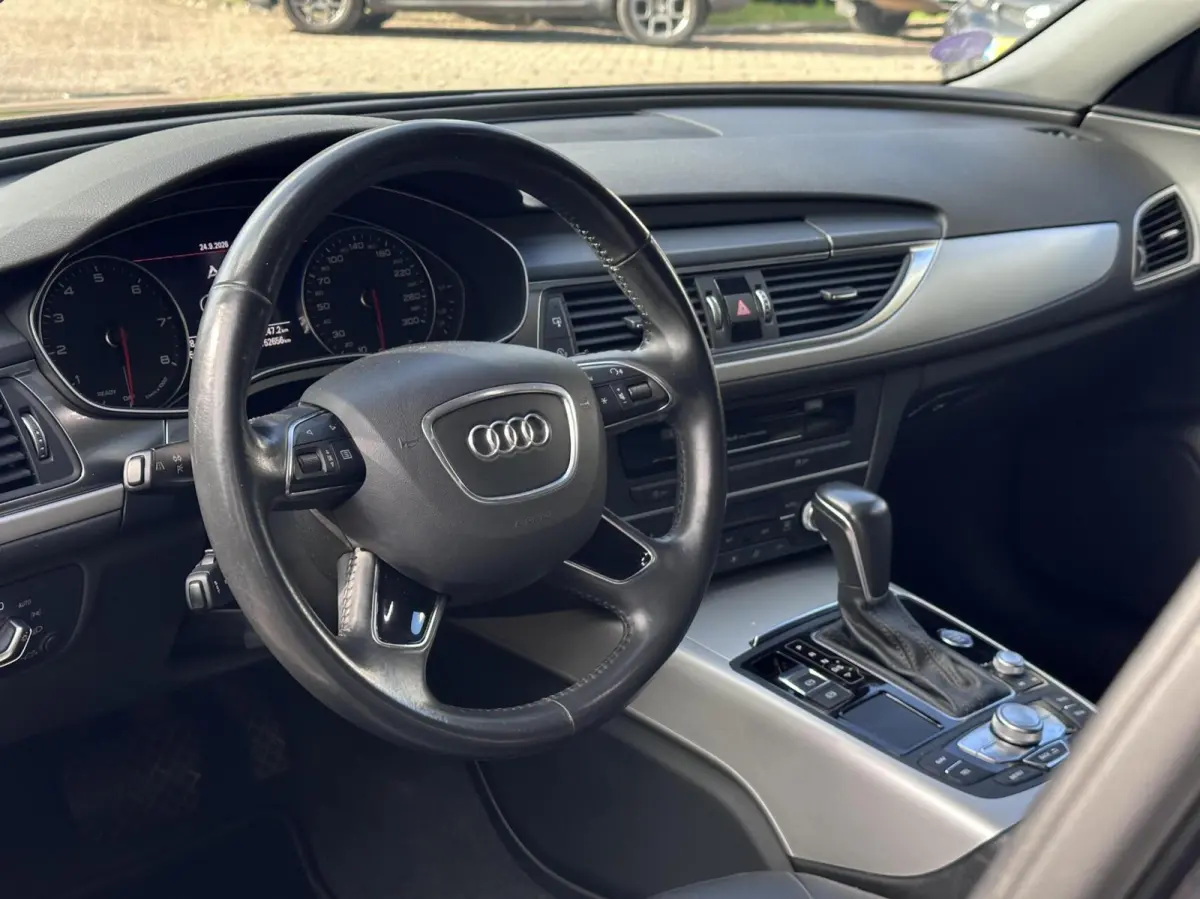 1.8 TFSI ultra S line Edition Camera, Navi, LM..