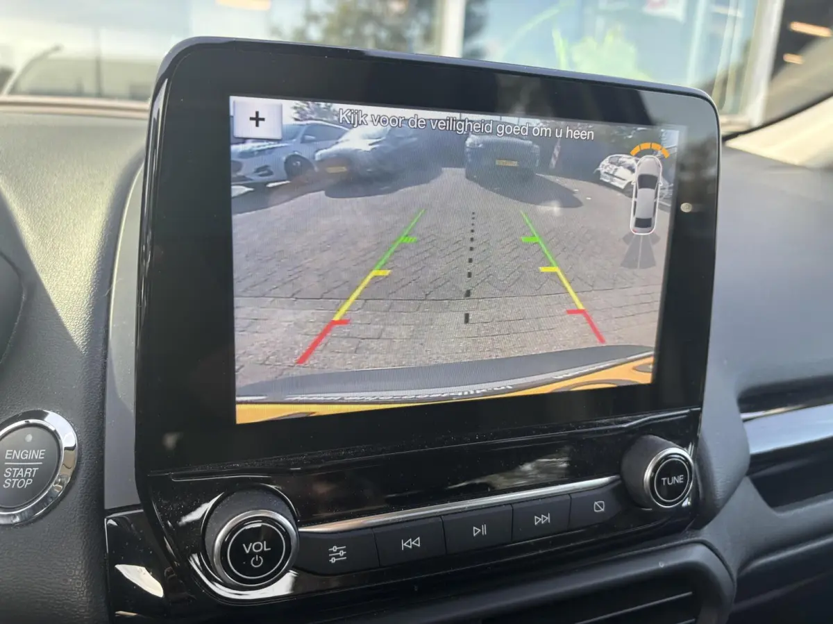 1.0 EcoBoost Trend Essential 125PK Winterpack Camera Navi Cruise Parkeersensoren B&O Blind-Spot Climate Dealer-Onderhouden *1ste Eigenaar*