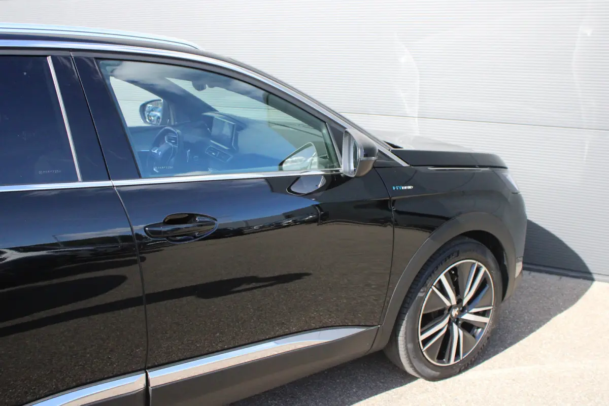 1.6 HYbrid 225 GT | Elektrisch verstelbare stoel | Focal | Navigatie | Camera voor + achter | Alcantara |