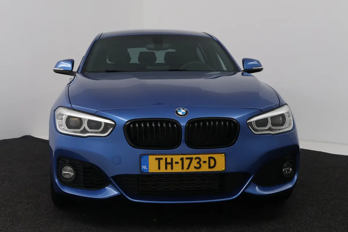 118i Edition M Sport Shadow Executive (TREKHAAK, CRUISE CONTROL, NAVIGATIE, DEALER ONDERHOUDEN)