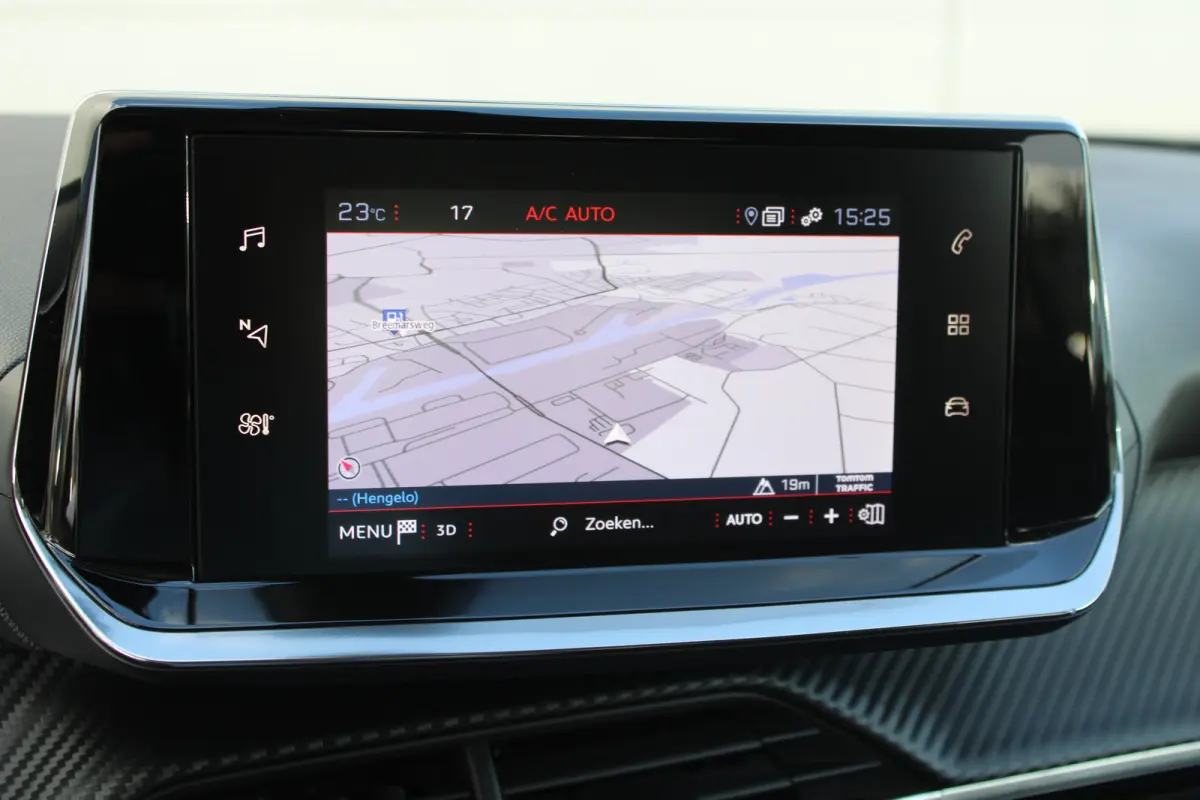 1.2 PureTech 130pk EAT8 Allure Pack | Automaat | Navigatie | Camera | Apple carplay | NL auto | Keyless | 70.000km |