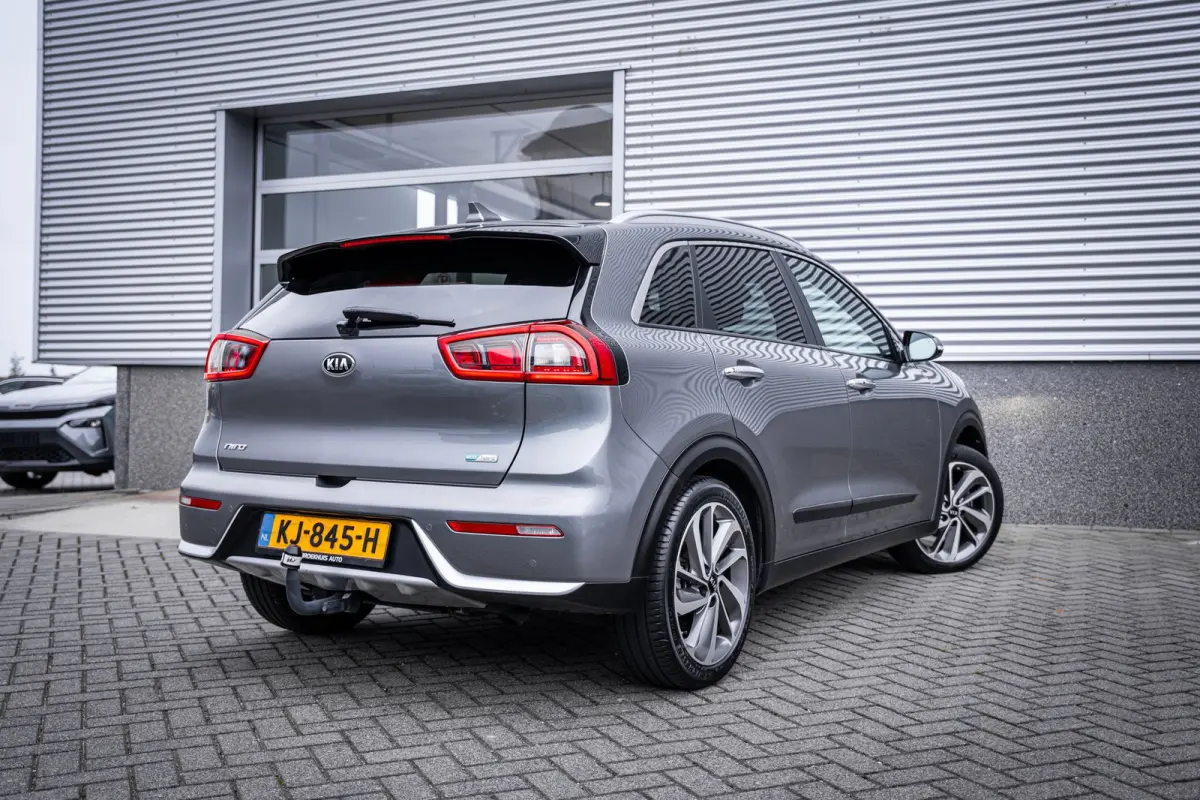 1.6 GDi Hybrid ExecutiveLine | Airco (automatisch) | Lichtmetalen velgen 18" | Trekhaak (vast)