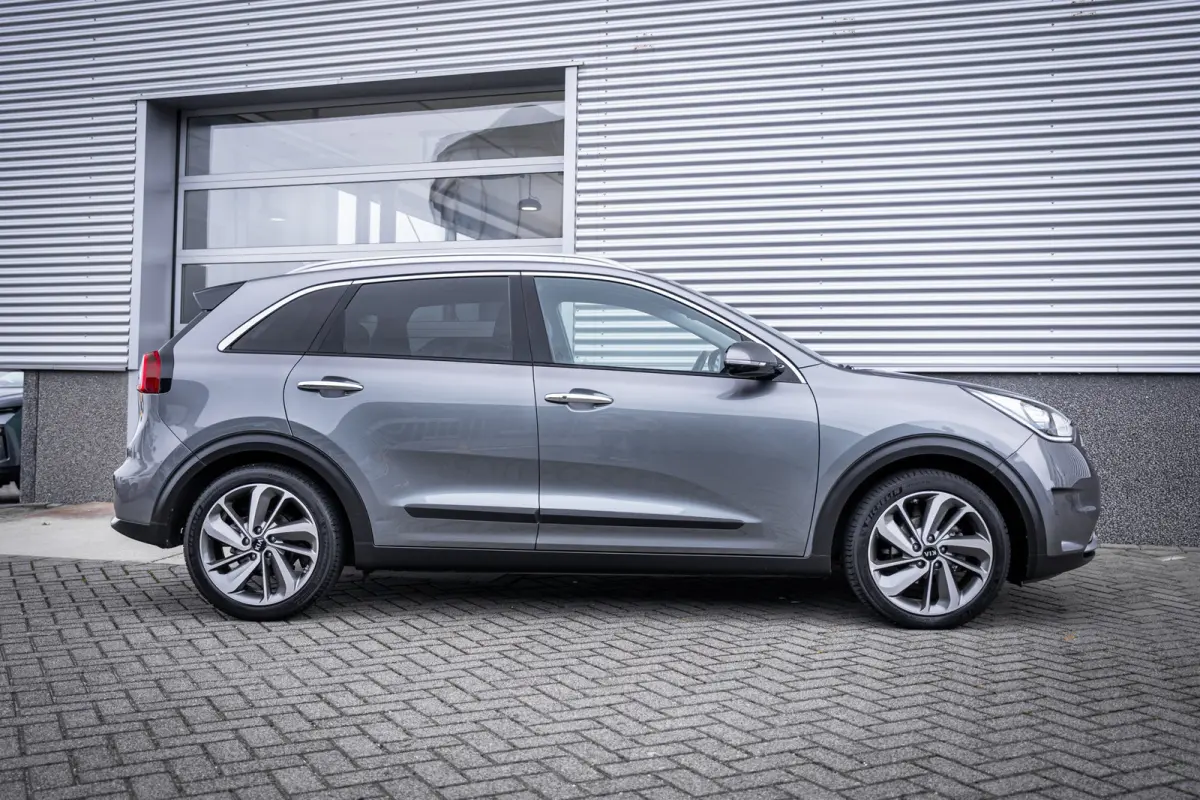 1.6 GDi Hybrid ExecutiveLine | Airco (automatisch) | Lichtmetalen velgen 18" | Trekhaak (vast)