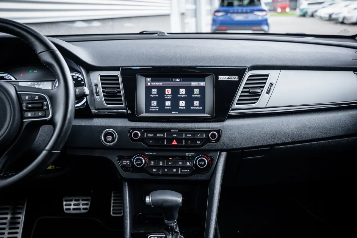 1.6 GDi Hybrid ExecutiveLine | Airco (automatisch) | Lichtmetalen velgen 18" | Trekhaak (vast)