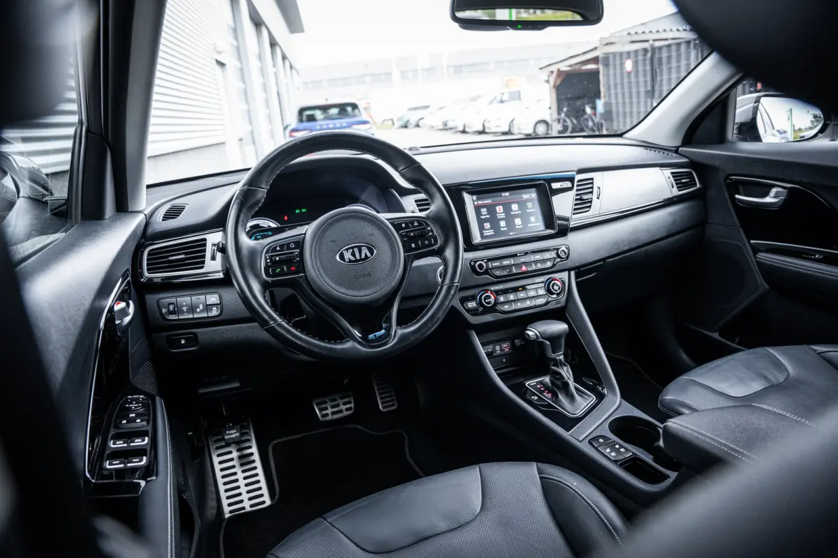 1.6 GDi Hybrid ExecutiveLine | Airco (automatisch) | Lichtmetalen velgen 18" | Trekhaak (vast)