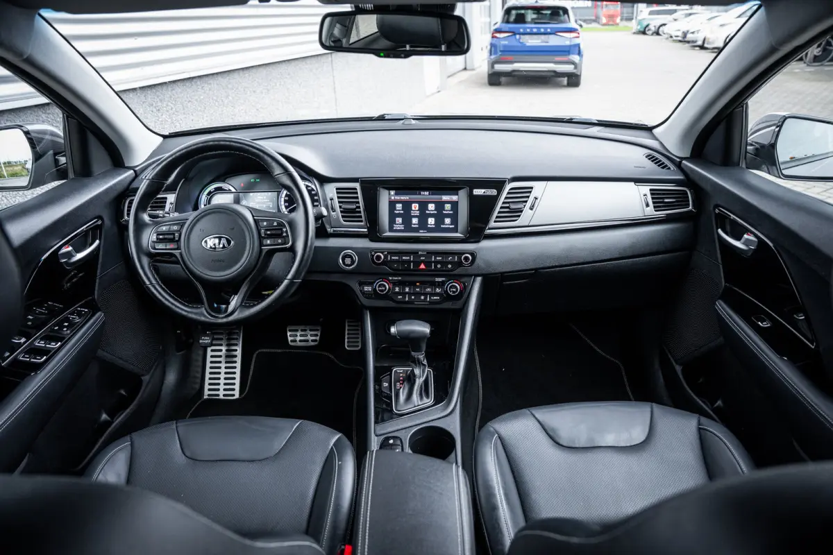 1.6 GDi Hybrid ExecutiveLine | Airco (automatisch) | Lichtmetalen velgen 18" | Trekhaak (vast)