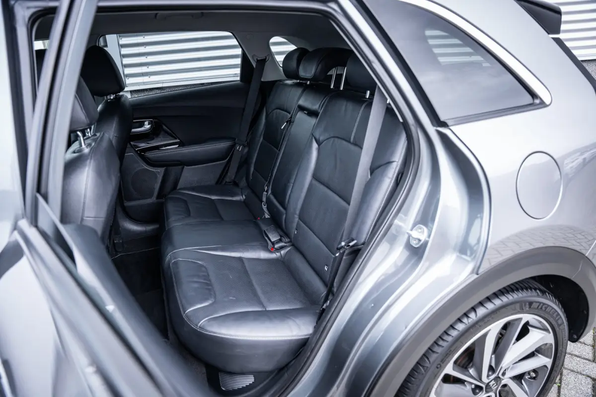 1.6 GDi Hybrid ExecutiveLine | Airco (automatisch) | Lichtmetalen velgen 18" | Trekhaak (vast)