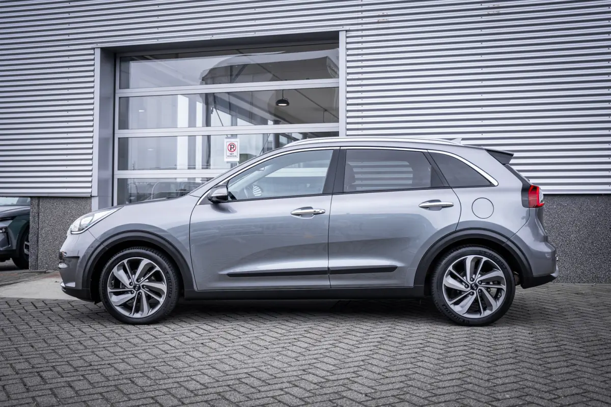 1.6 GDi Hybrid ExecutiveLine | Airco (automatisch) | Lichtmetalen velgen 18" | Trekhaak (vast)