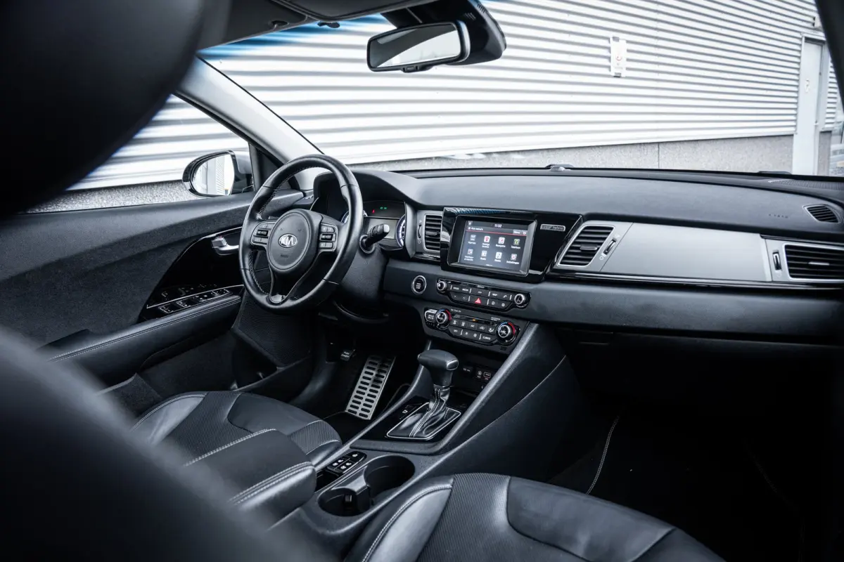 1.6 GDi Hybrid ExecutiveLine | Airco (automatisch) | Lichtmetalen velgen 18" | Trekhaak (vast)