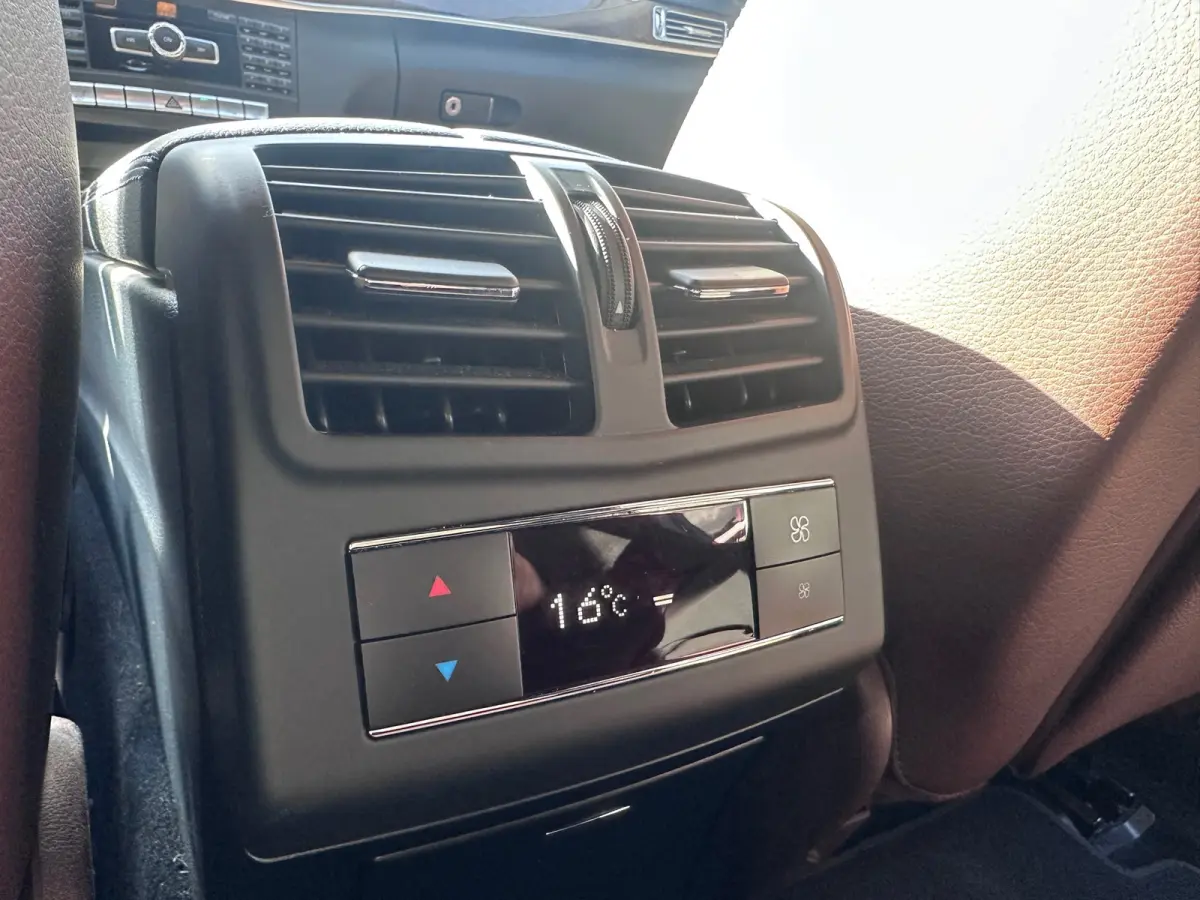 200 Prestige Avantgarde ORG NL / AMG-LINE / LEDER / CLIMA / CRUISE / NAP