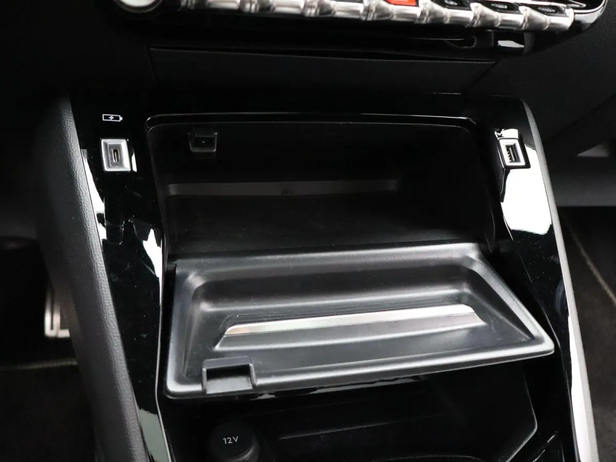 EV GT Pack 50 kWh | Panoramadak | Adaptieve Cruise | Stoelverwarming | 27.699 km |
