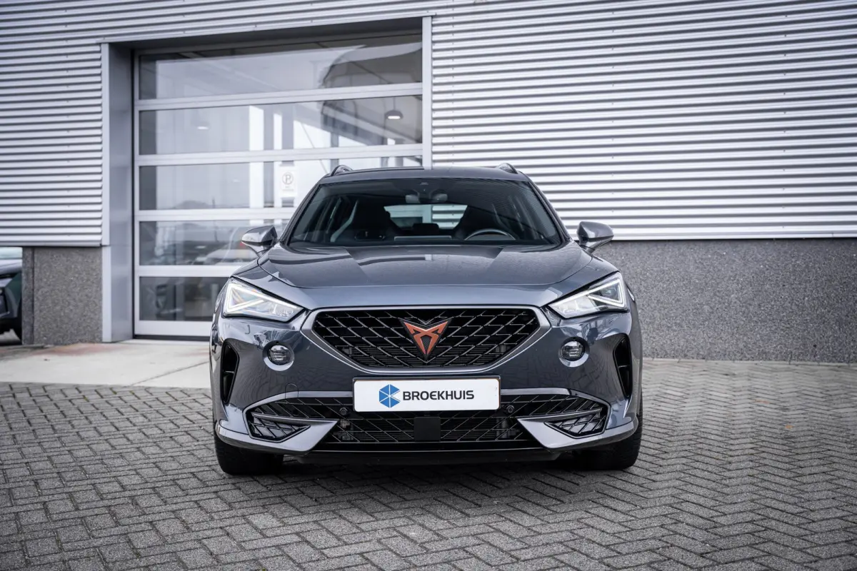 1.4 e-Hybrid VZ 245PK Performance | Achterspoiler | Achteruitrijcamera | Cruise control adaptief