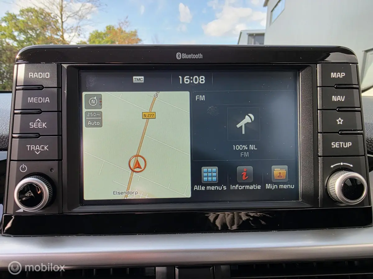 1.0 CVVT ComfortPlusLine Navigator Zeer Netjes