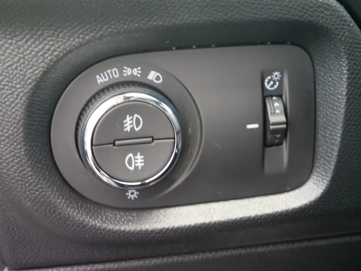 1.2 Turbo Hybrid GS 145 Pk Automaat Navi / DAB / Apple Carplay / Camera / Stoelverwarming