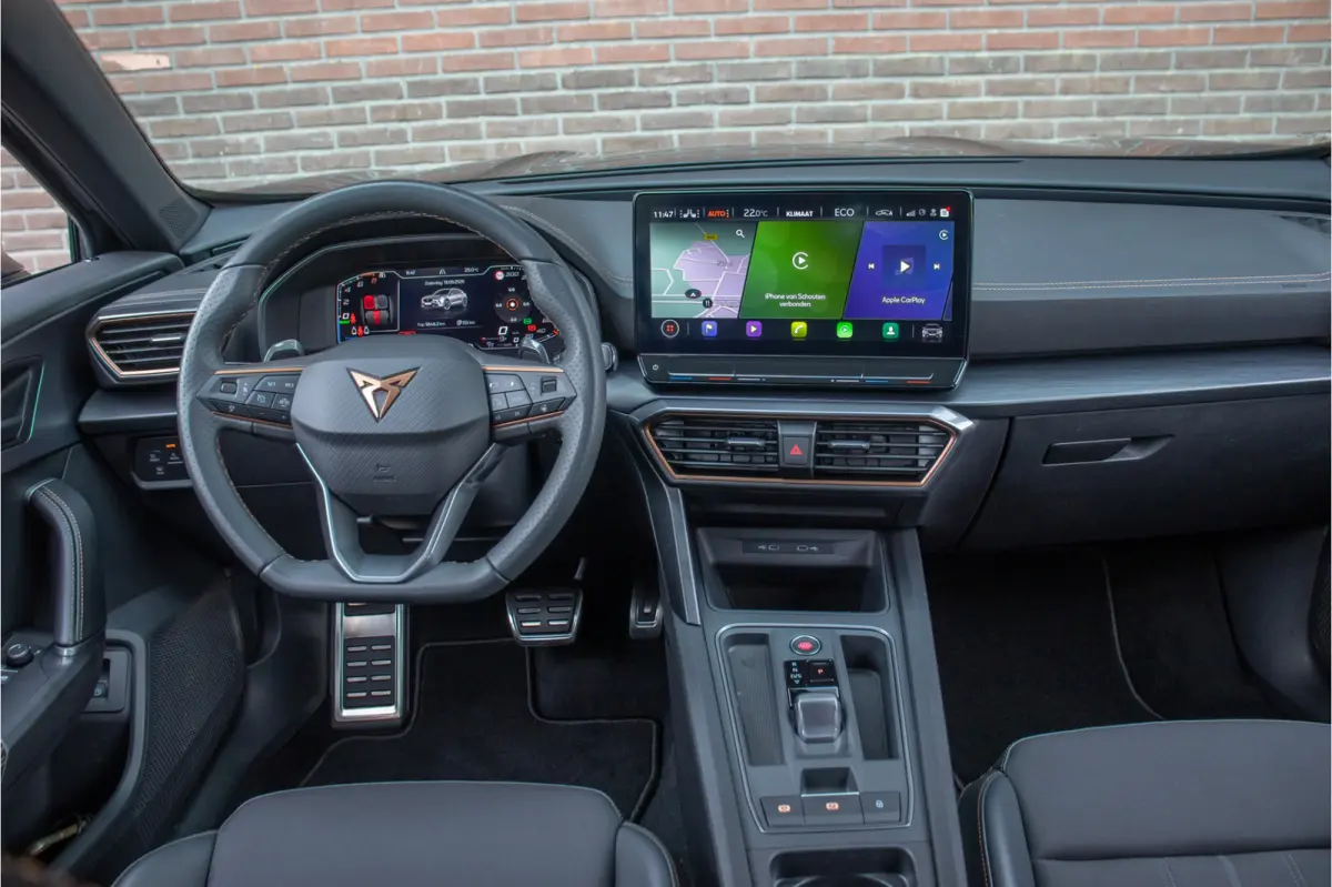 1.4 e-Hybrid 245pk VZ, Memory, Trekhaak, Stoel & Stuurverwarming, Carplay, Camera, Full LED, Adaptive Cruise.