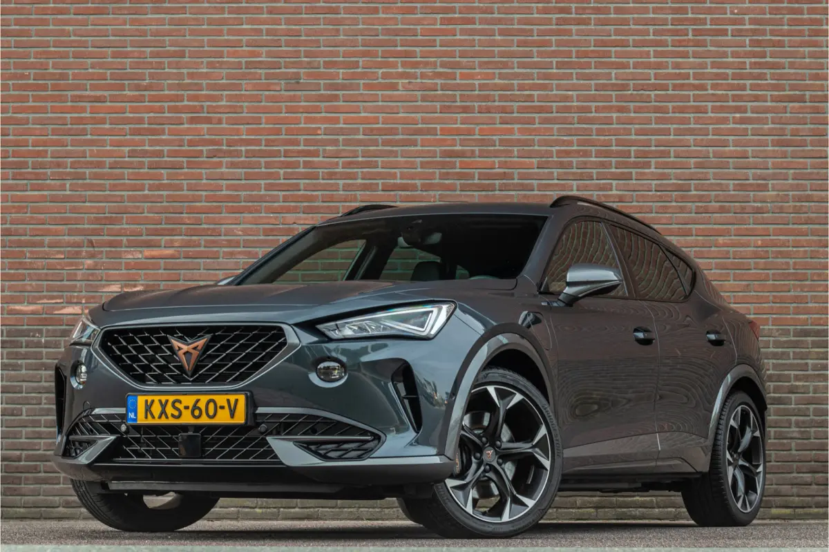 1.4 e-Hybrid 245pk VZ, Memory, Trekhaak, Stoel & Stuurverwarming, Carplay, Camera, Full LED, Adaptive Cruise.